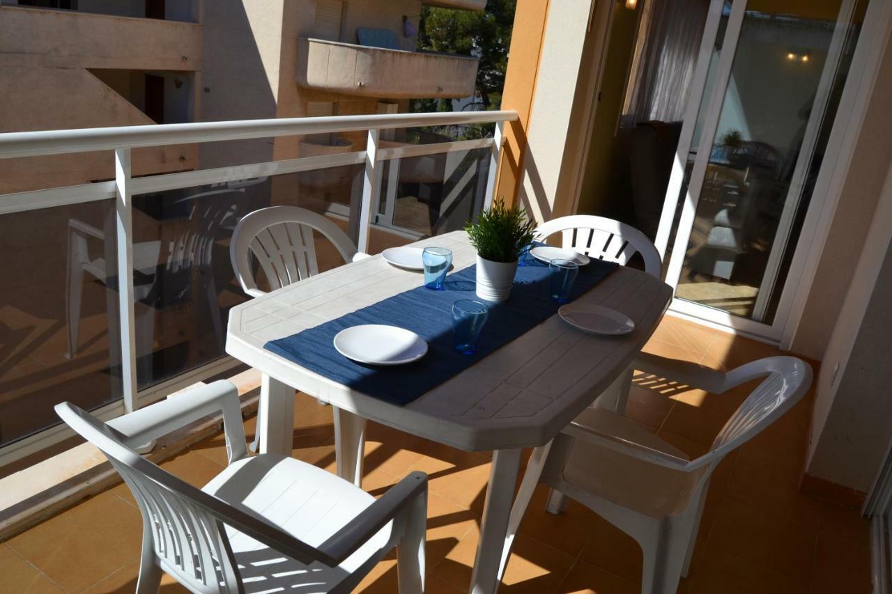 Apartamento Fabuloso apartamento familiar con piscina en Salou Exterior foto